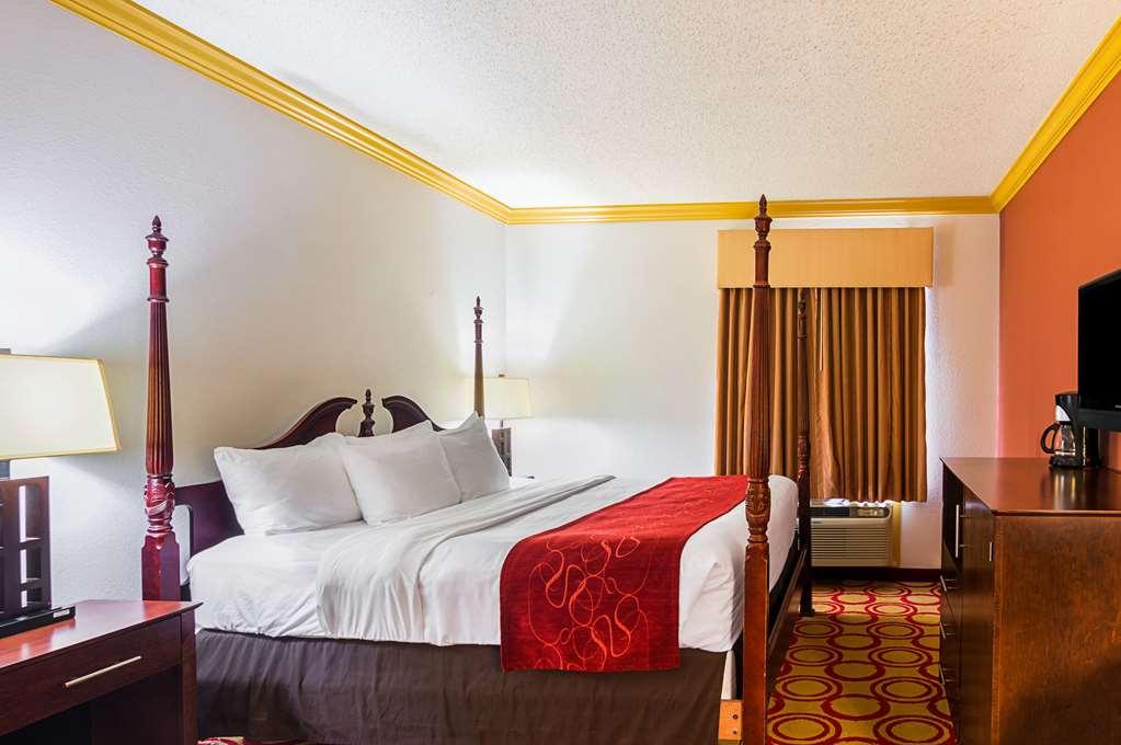 Quality Suites Lubbock Room photo