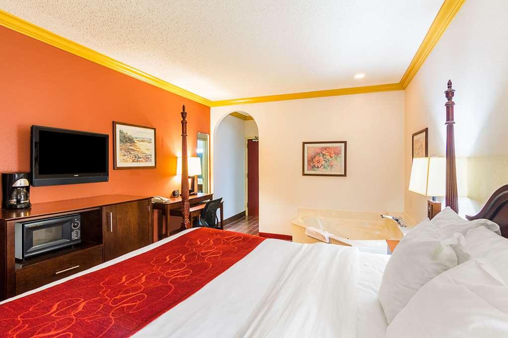 Quality Suites Lubbock Room photo